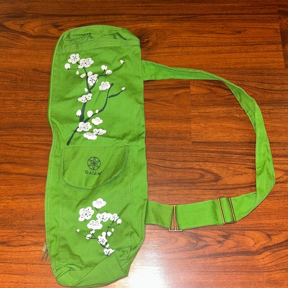 GAIAM Green Floral Yoga Mat Sling Bag Only - Picture 2 of 11